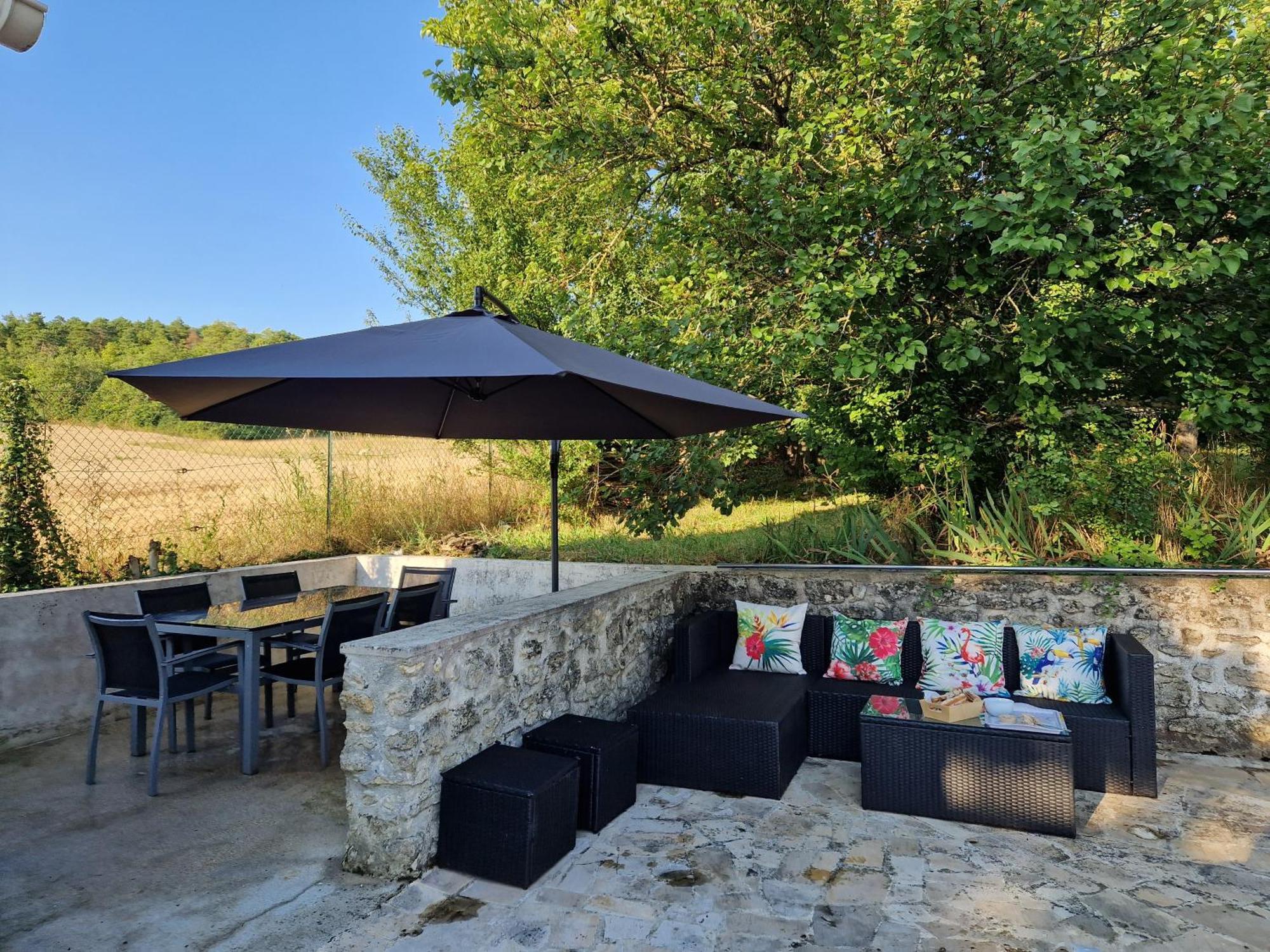 Le Relais Des Clefs - Au Calme Du Gatinais - Escapade A Deux - Terrasse Privee - Wifi - Offre Romantique Sur Demande Valpuiseaux Екстериор снимка